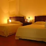Om Hotel & Lounge-Bar